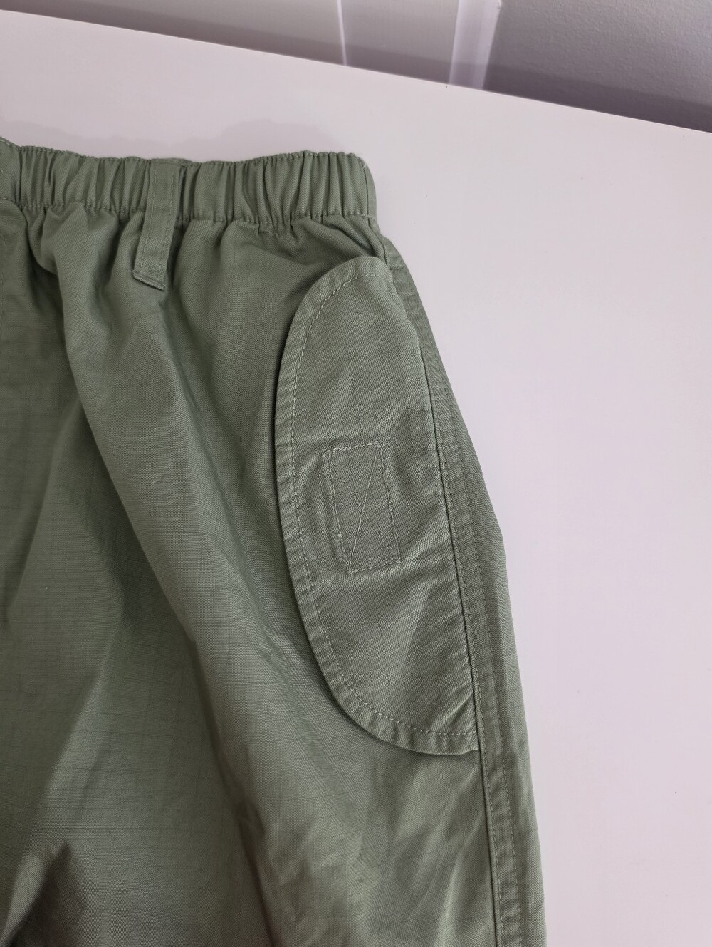 BDG Urban Outfitters Green Parachute Utility Pants Women's Size Medium NWT - Picture 3 of 14